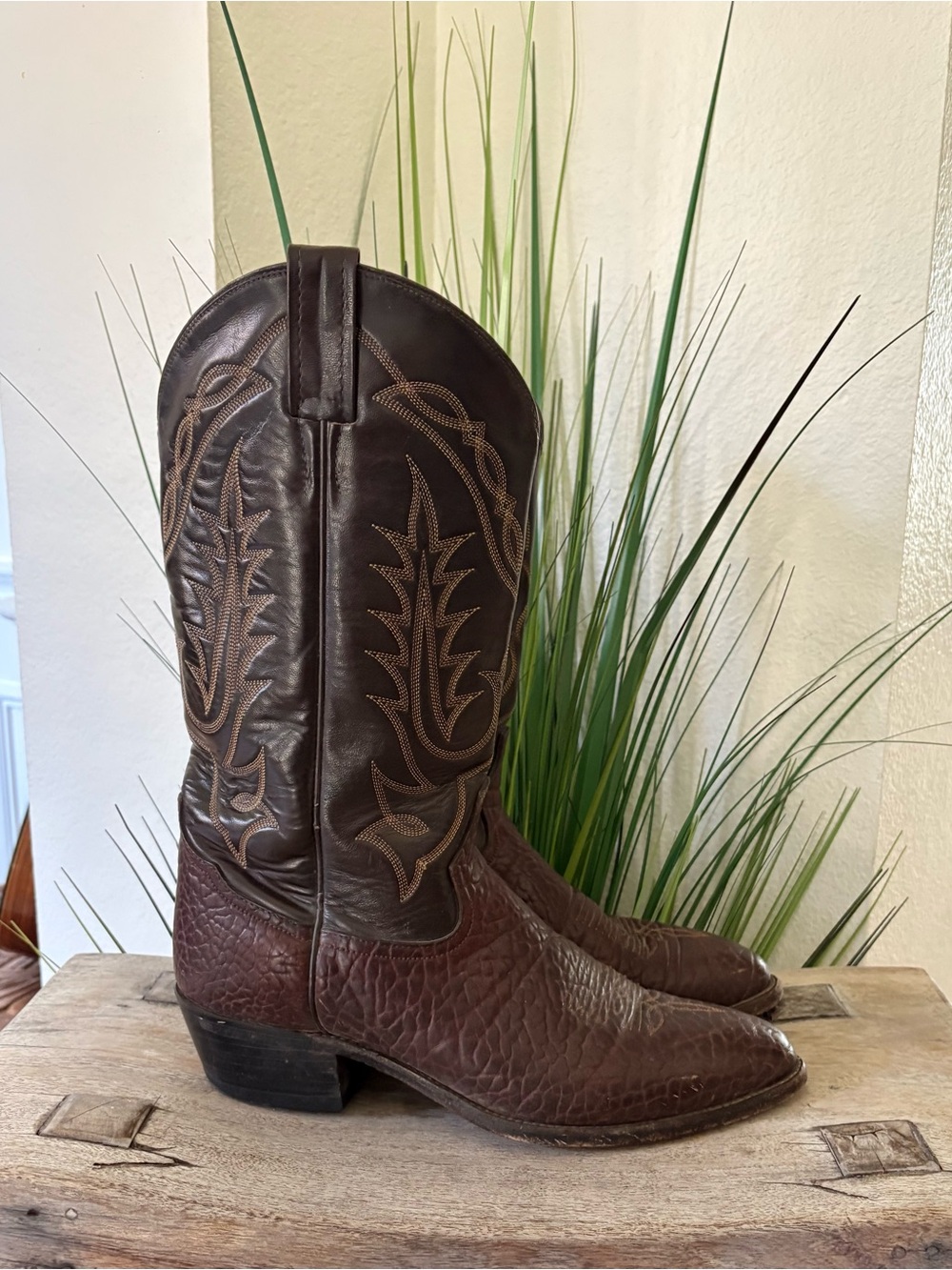 Tony Lama Classic Brown Western Cowboy Boots